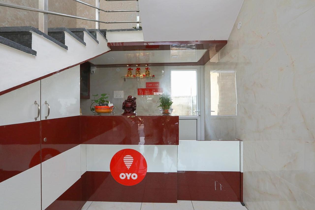 Oyo 22211 Shree Ankanatheshwara Residency Hotel Nanjangud Eksteriør billede