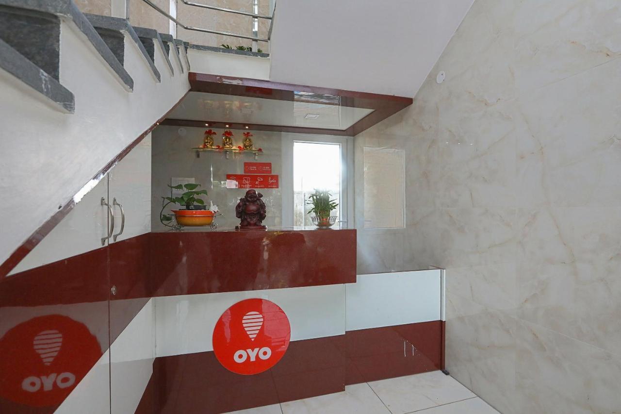 Oyo 22211 Shree Ankanatheshwara Residency Hotel Nanjangud Eksteriør billede